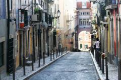 Caminhada pelo Bairro Alto e a Bica